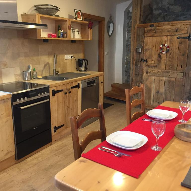 La Lauze village house in Clarée Valley 4P - Appartement 2 Chambres - 2