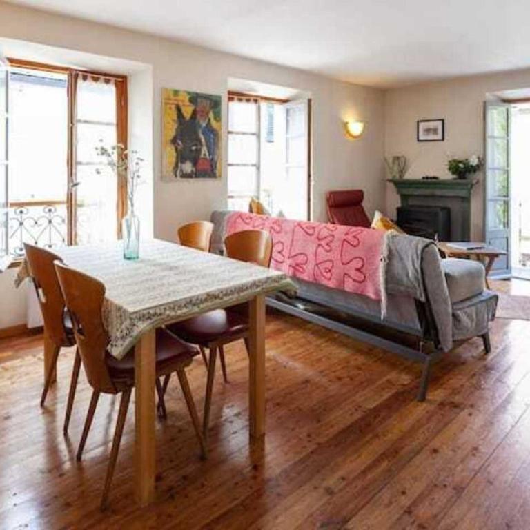 Sunny 1-Bed apartment in lovely mountain village - Appartement - 3