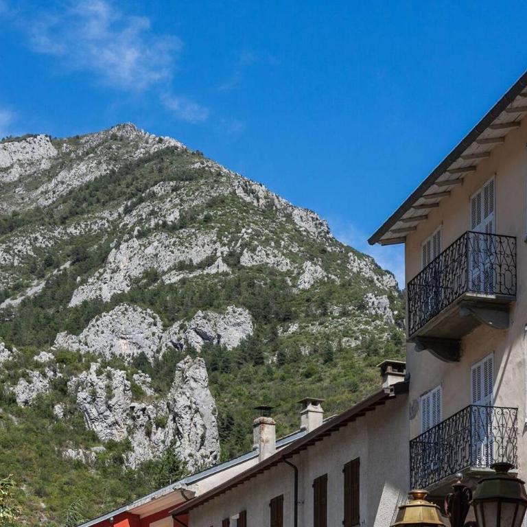 Sunny 1-Bed apartment in lovely mountain village - Appartement - 9