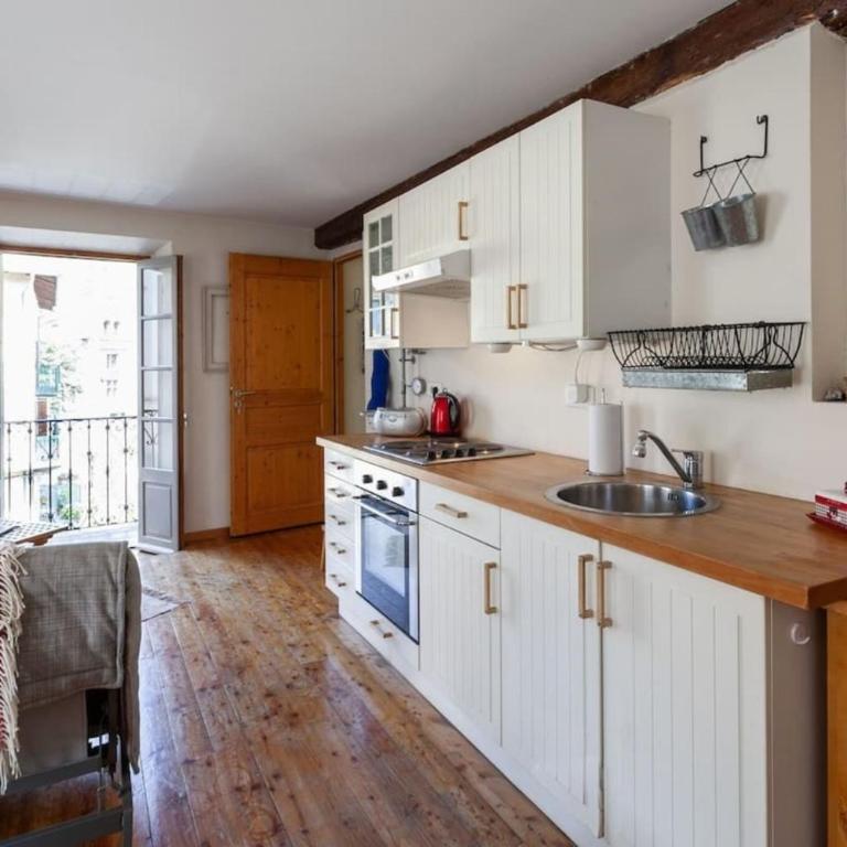 Sunny 1-Bed apartment in lovely mountain village - Appartement - 4