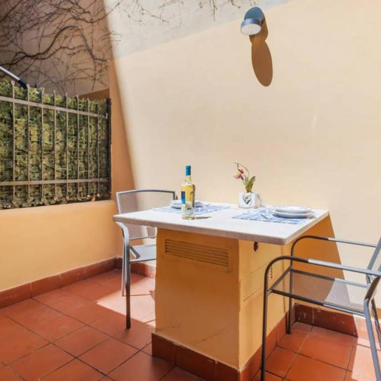 HostMe flat Metro Spagna - Appartamento con 1 Camera da Letto - 16