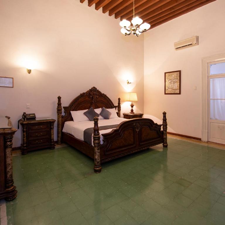 Hotel Senorial - Two-Bedroom Suite - 1
