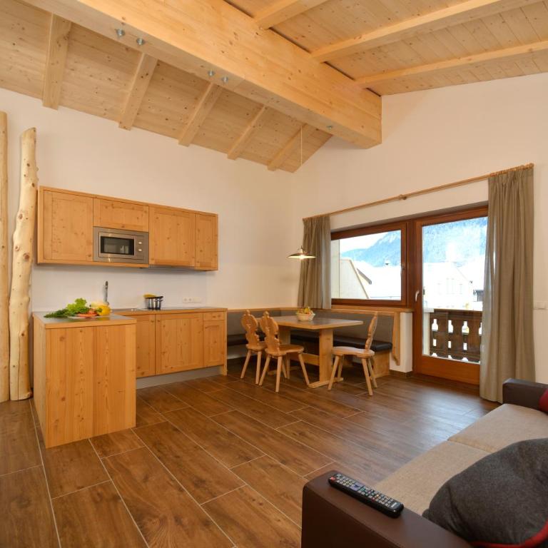 Residence Magdalena - Ampio Appartamento con 2 Camere da Letto e Balcone - 2