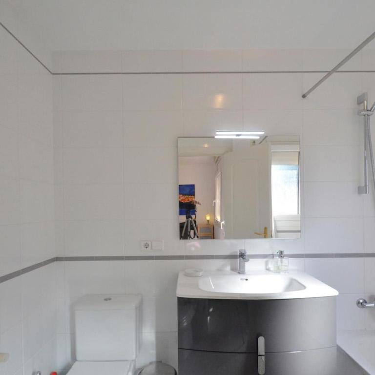 VILLA SANT RAMON - REF 043 - Three-Bedroom House - 14