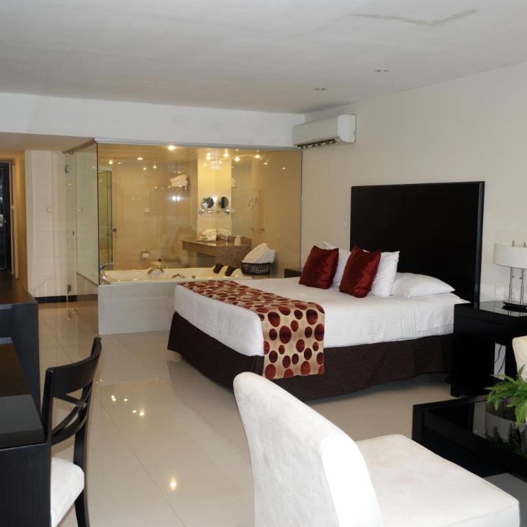 Sun Hotel - Suite Platinium con bañera de hidromasaje - 1 cama extragrande - 2