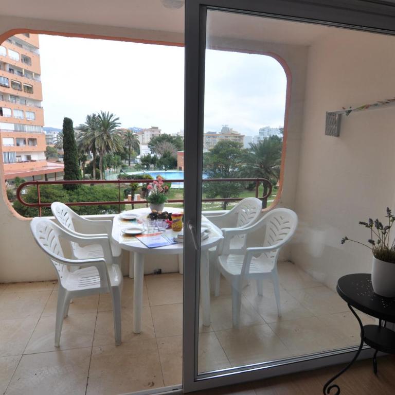 RNET - IR 27-B Studios Roses Costa Brava - Estudio con terraza - 2