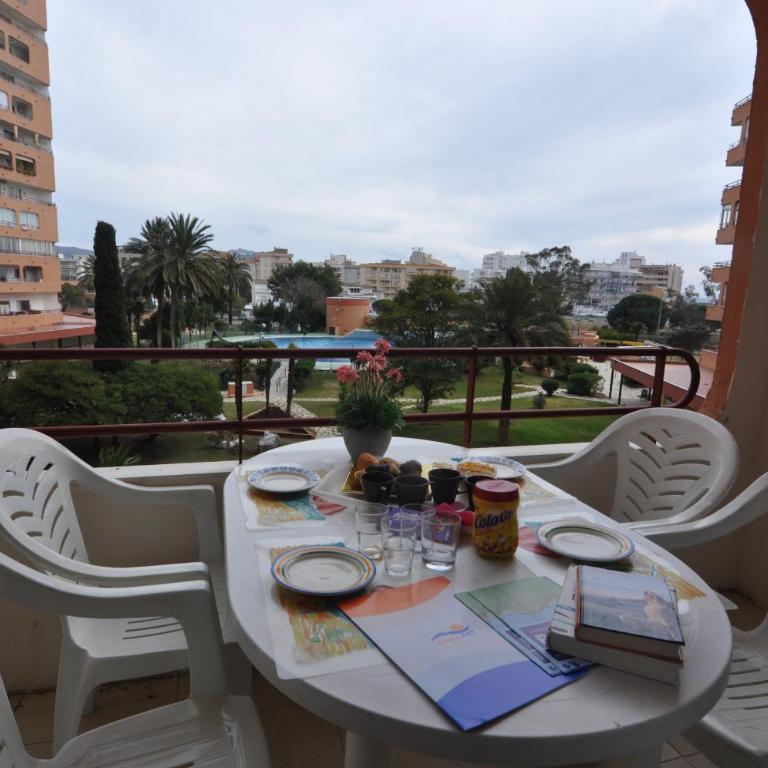RNET - IR 27-B Studios Roses Costa Brava - Estudio con terraza - 1