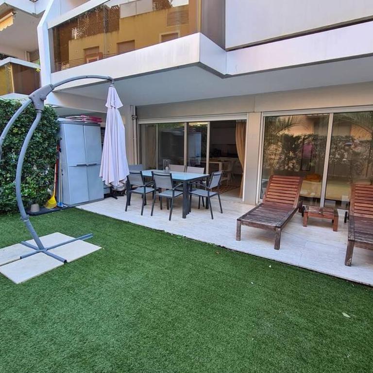 Le Lodge, T2 classé 3 étoiles avec jardin, parking, piscine & mer à 2 pas - Appartement avec Terrasse - 34