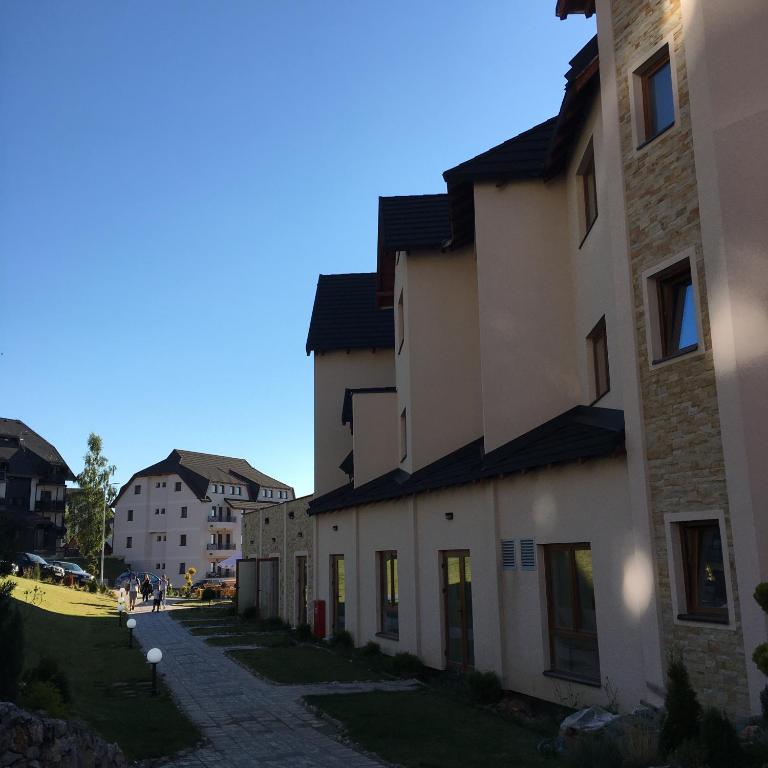 Milmari Apartman P38 - Apartment - 27