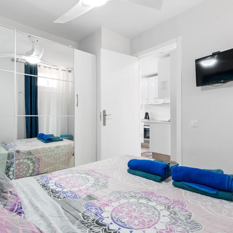 Apartamento El Dorado, Wi-Fi y aparcamiento gratuito - Apartamento de 2 dormitorios - 10