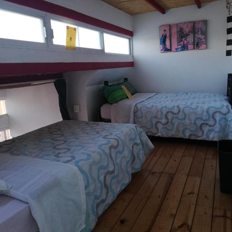 Hostal México Airport CDMX - Habitación Triple Básica con baño compartido - 4