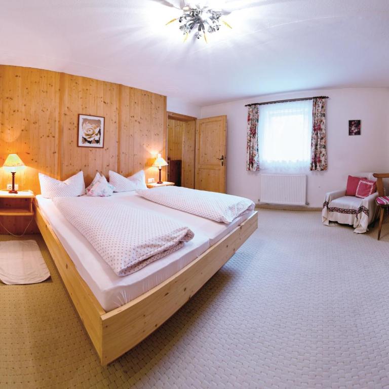 Gasthof Pension Lanzenhof - Doppelzimmer Hartkaiser - 4
