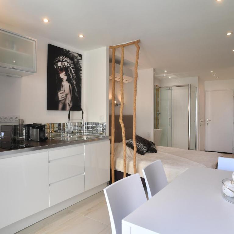 Village Naturiste Cap d'Agde Hôtel Libertin Location Studio Club Riad 5 - Studio Deluxe - 12
