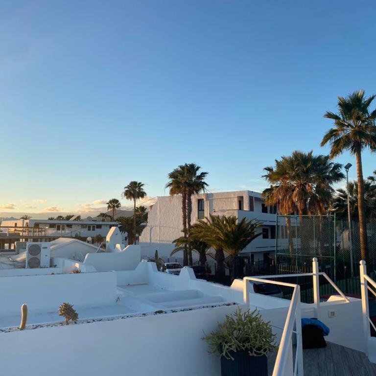 Luxury Two Bed Seaviews - Apartment with Sea View - 12