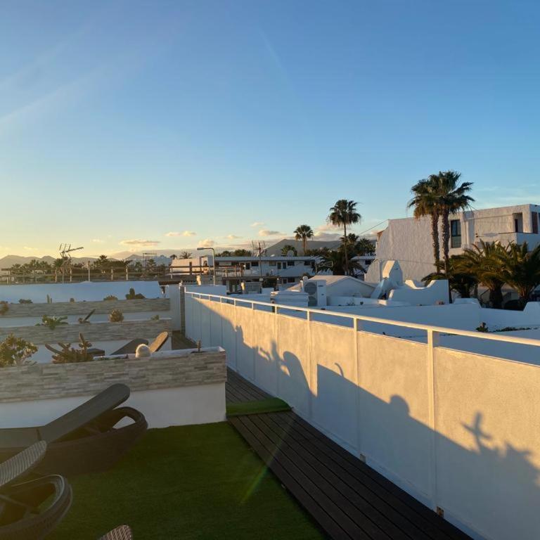 Luxury Two Bed Seaviews - Apartment with Sea View - 19