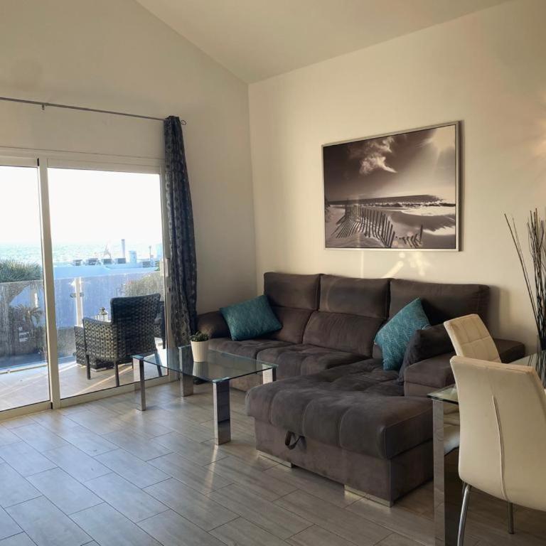 Luxury Two Bed Seaviews - Apartment with Sea View - 2