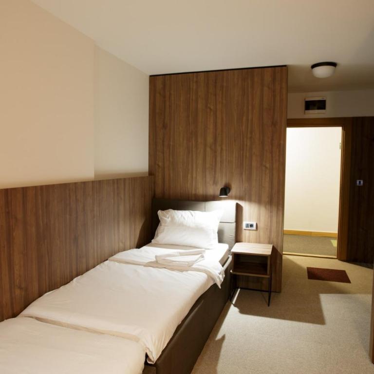 Rtanj Kopaonik Eco Resort & Spa - Comfort Quadruple Room - 4