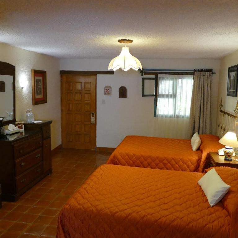 El Meson de los Poetas - Double Room with Two Double Beds - 6