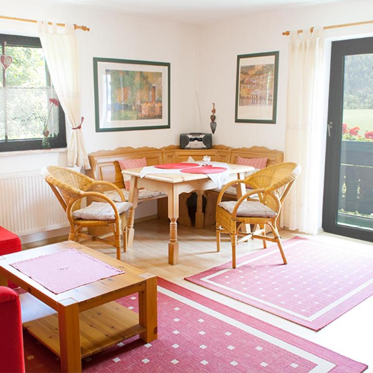 Landhaus Sonnenblick - Apartment mit Blick auf die Berge - 1