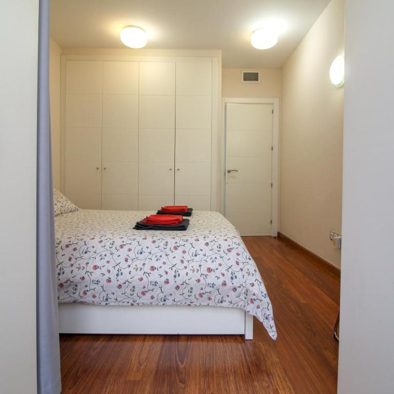 Girona 108 - Three-Bedroom Apartment - 20