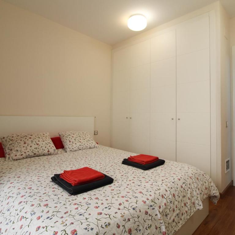 Girona 108 - Three-Bedroom Apartment - 19