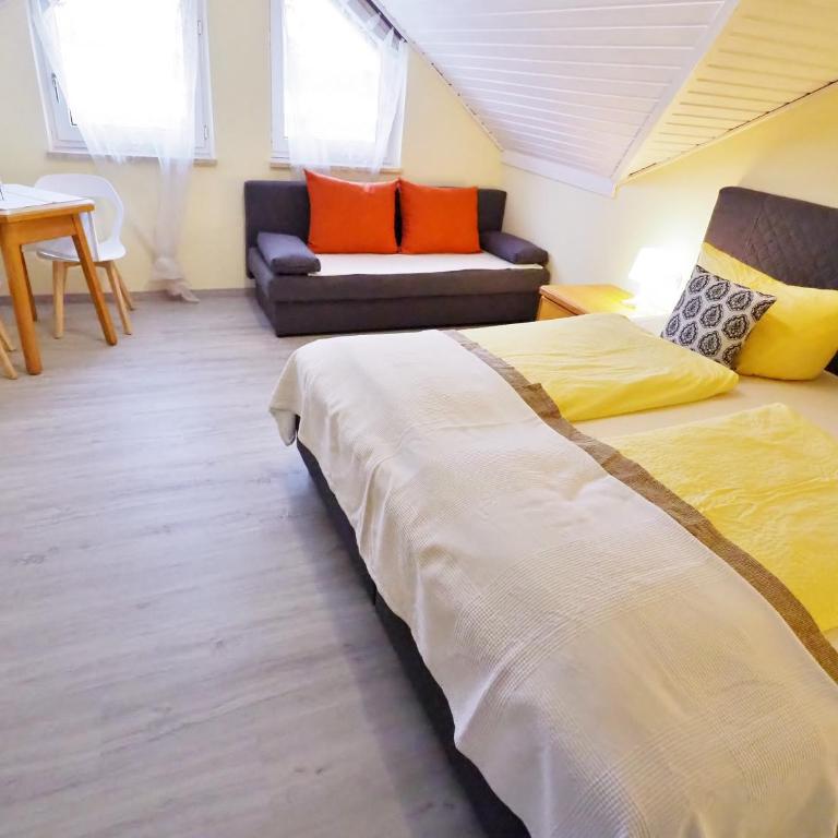 Pension Christiane - Doppelzimmer ohne Balkon - 3