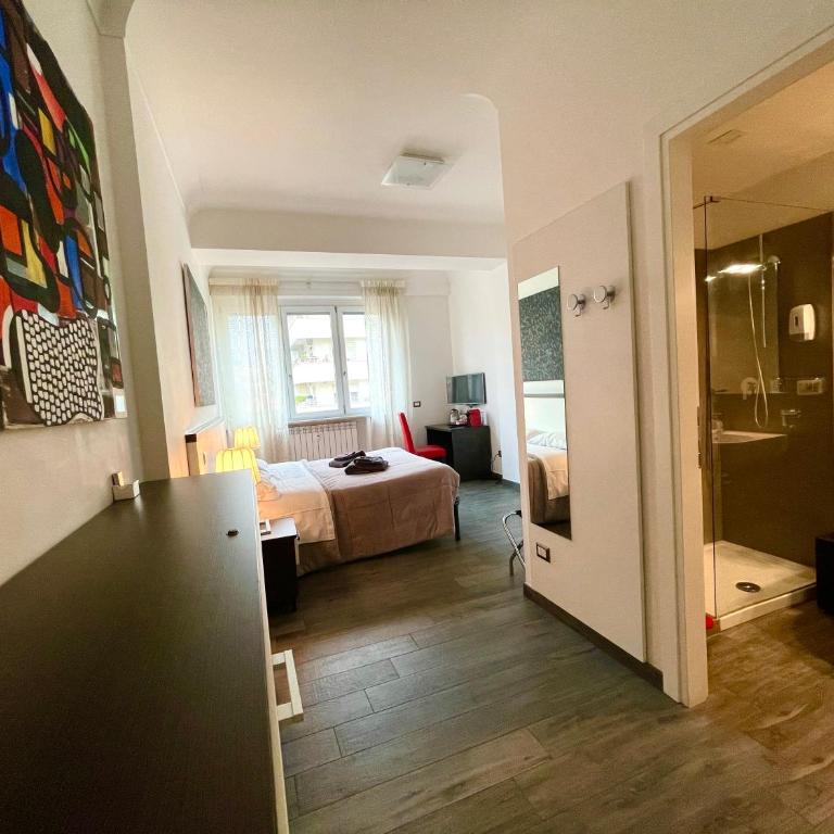 Your House By Ale - Camera Tripla con Bagno Privato - 20