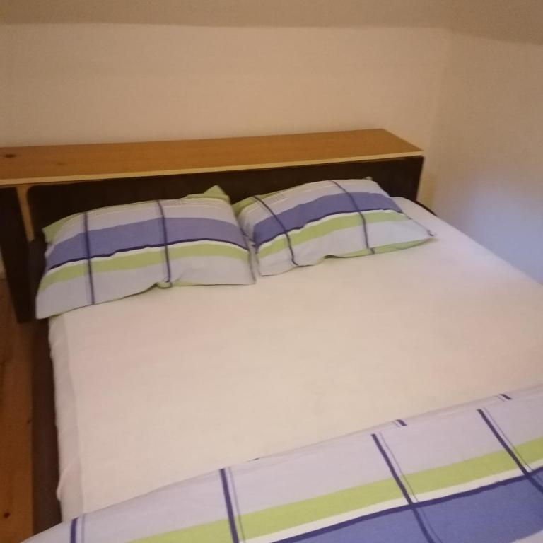 Jarebika - Apartman sa 3 Spavaće Sobe - 9