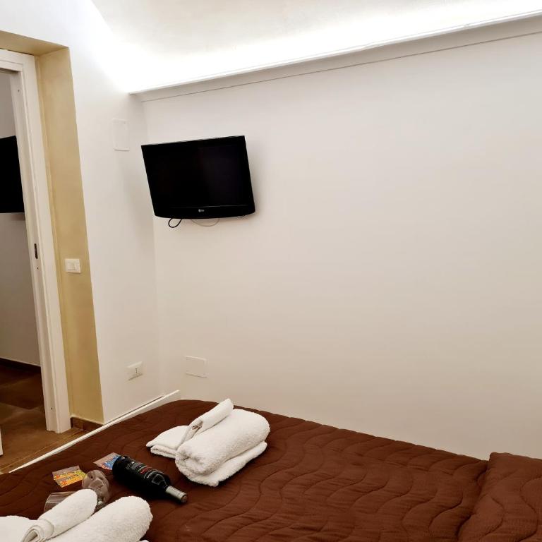 SCRUSCIU HOME - Habitación Deluxe con cama extragrande - 8