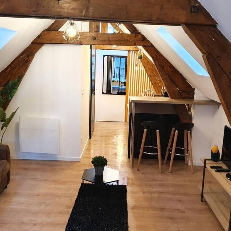 Charmant Studio Hyper Centre - One-Bedroom Apartment - 8
