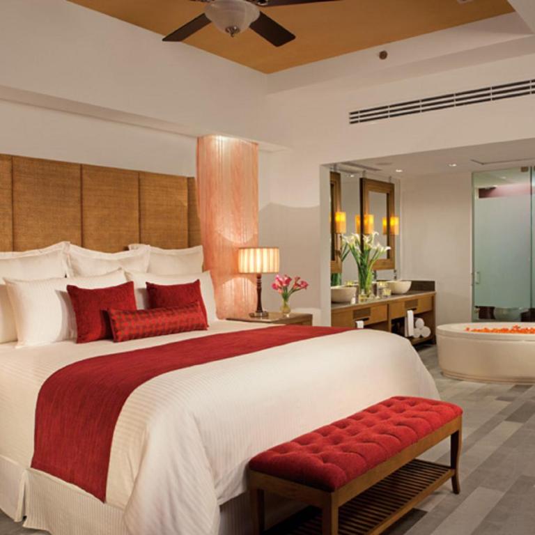 Secrets Vallarta Bay Resort & SPA - Adults Only - Suite Swimout Master Club Preferred con vistas al jardín - 1