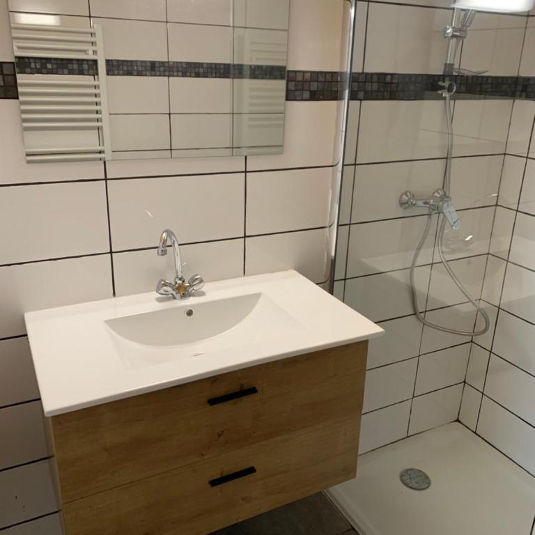 Barcelonnette location avec jardin - One-Bedroom Apartment - 13