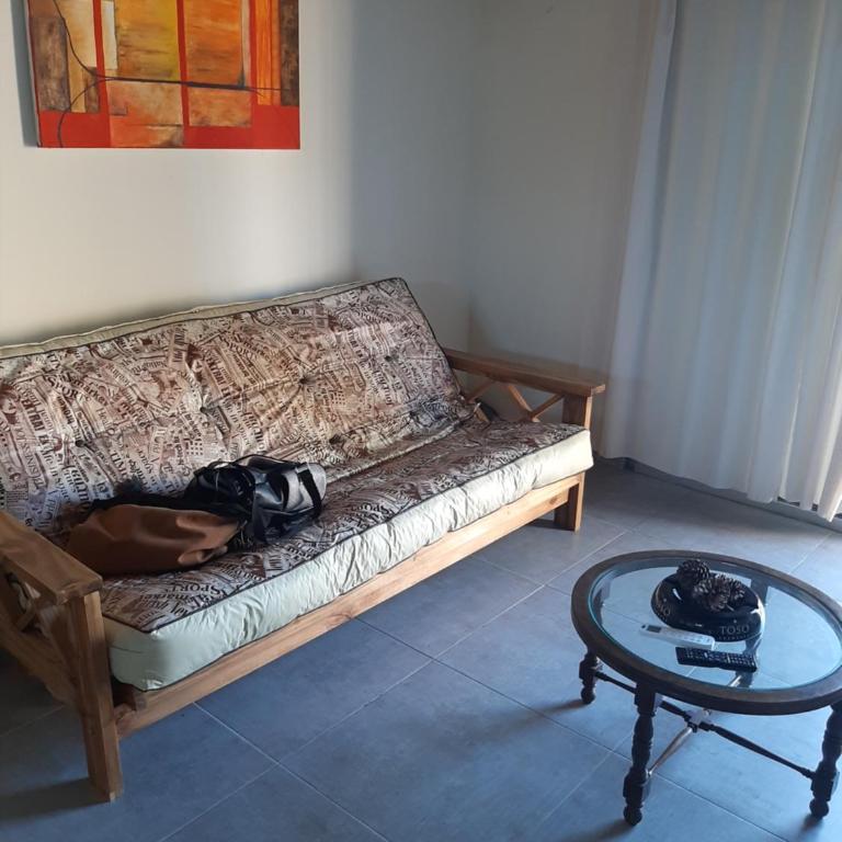 Duplex monte hermoso con patio parrila cochera - Two-Bedroom House - 6
