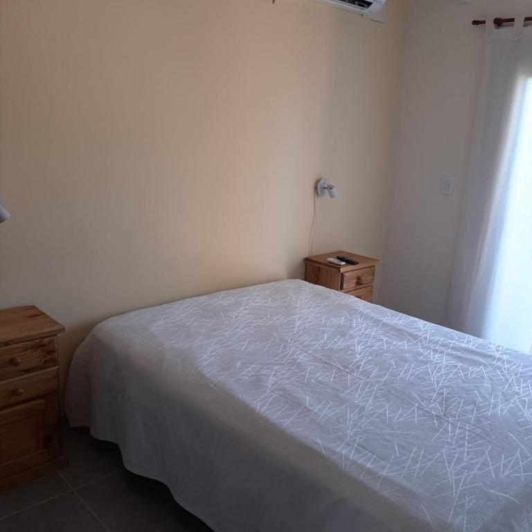 Duplex monte hermoso con patio parrila cochera - Two-Bedroom House - 11