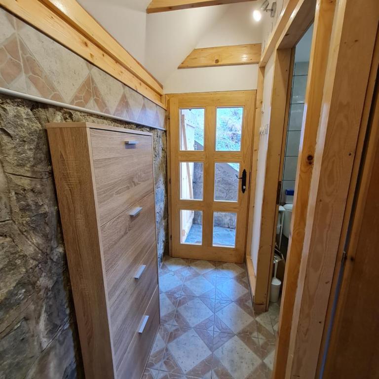 Mountain House Mijatović - Three-Bedroom House - 15