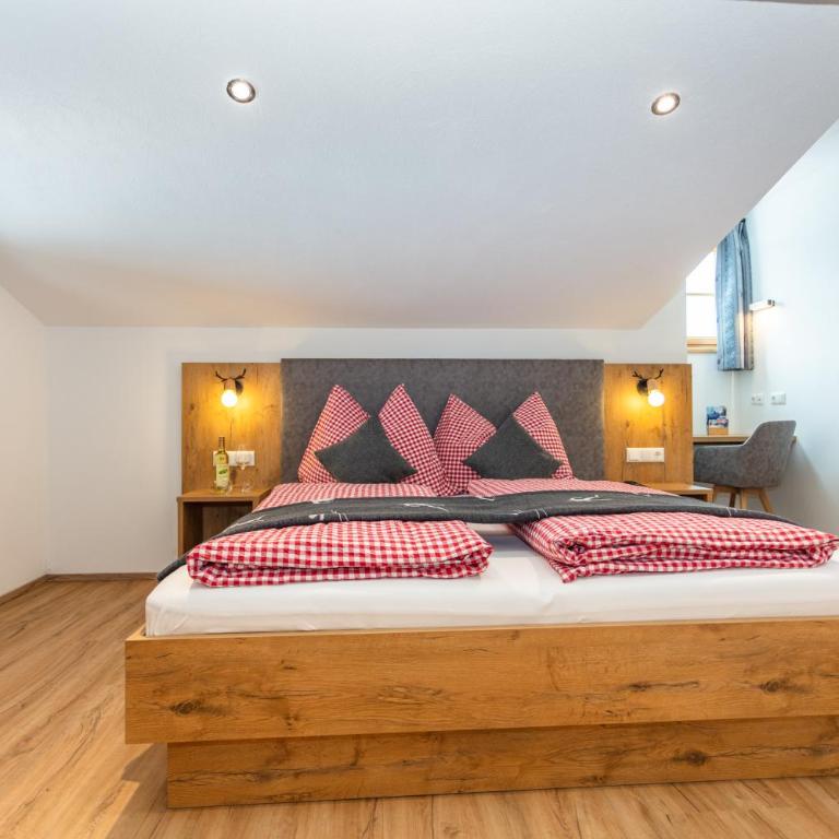 Ferienwohnungen Unterhof - Apartment mit 2 Schlafzimmern - 3
