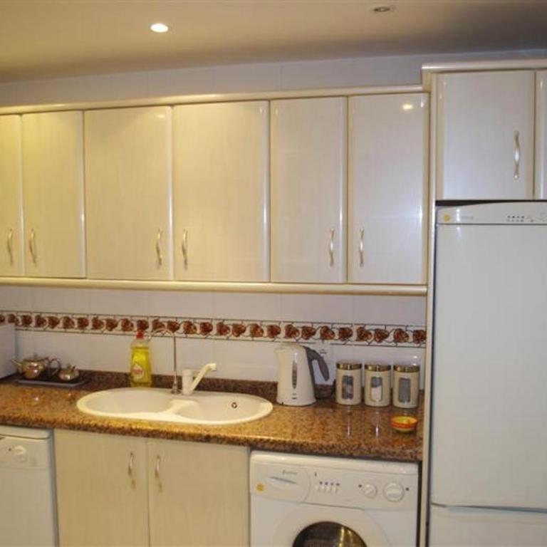 BALCONES DEL CHAPARRAL in Mijas, Costa del Sol - Apartamento de 2 dormitorios - 23