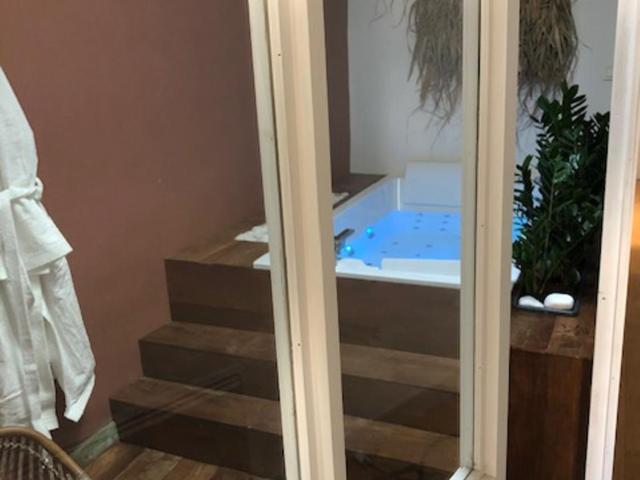 Atipyc Nimes - Apartamento Superior con jacuzzi - 20