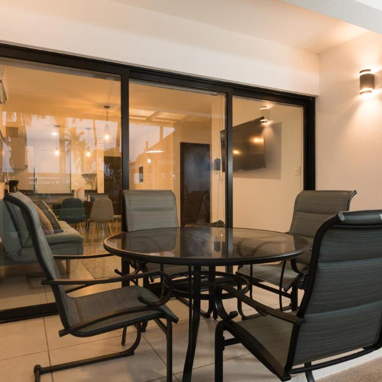 DEPARTAMENTO EN PLANTA BAJA CON TERRAZA - Two-Bedroom Apartment - 2