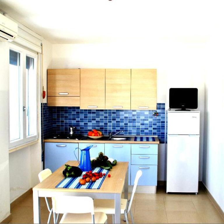 Residence Le Palme - Appartamento con 2 Camere da Letto - 12