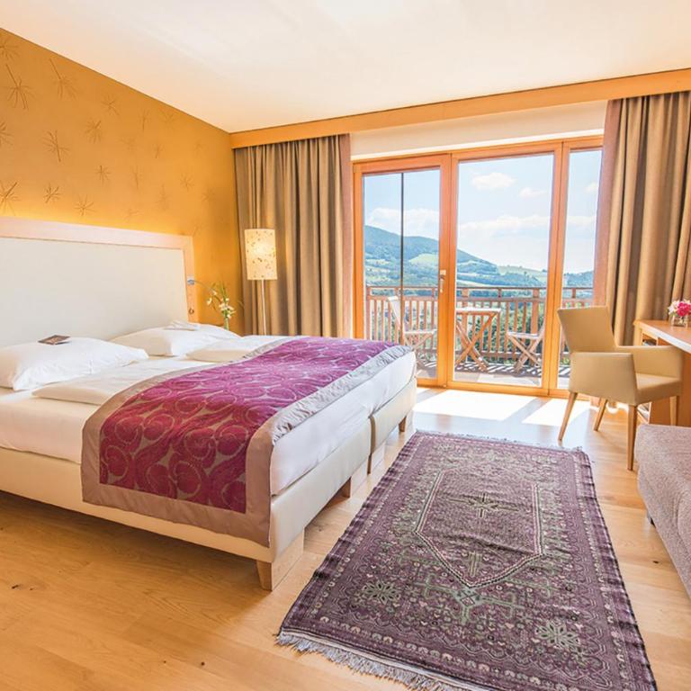 RETTER Bio-Natur-Resort - Deluxe Doppel-/Zweibettzimmer mit Balkon - 2