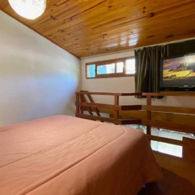 Casa en los troncos Parque Primavesi. - Casa de 3 dormitorios - 25