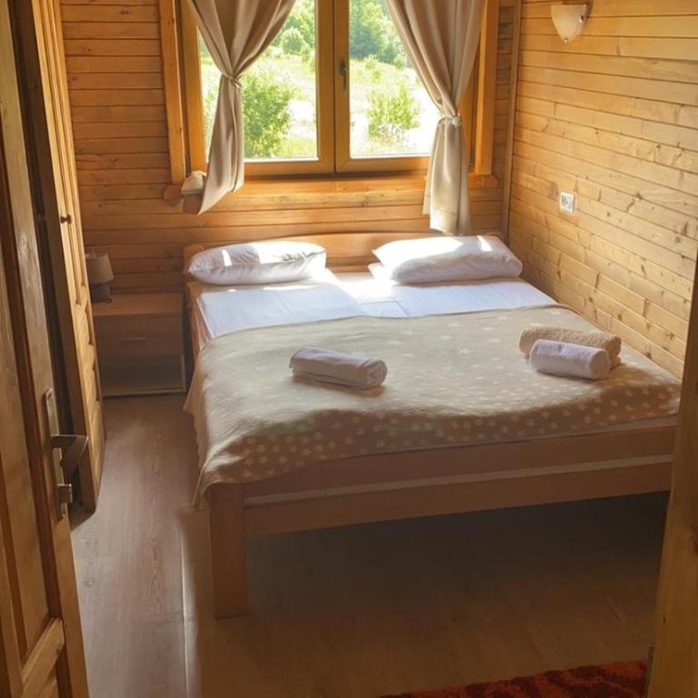 Apartmani i Restoran Sljeme - Double Room - 5