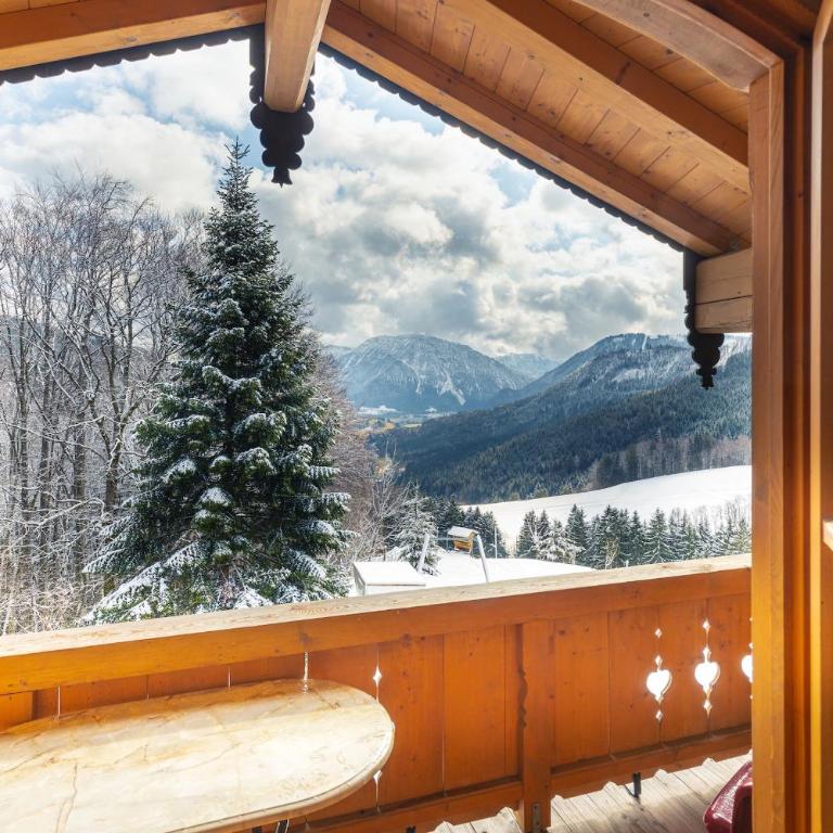 Berggasthaus Steinberg-Alm inkl. Chiemgaukarte - Apartment mit Blick auf die Berge - 2
