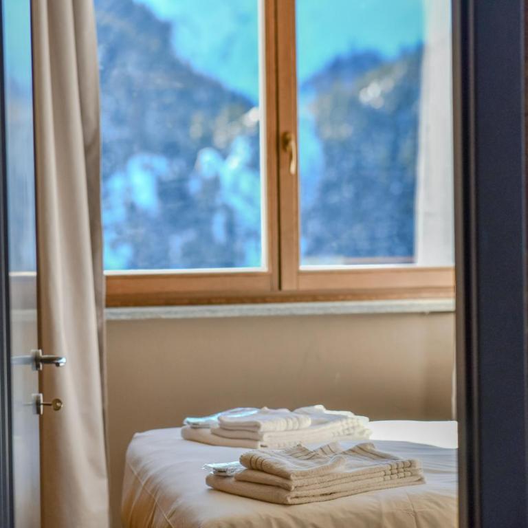 Chalet Everest - Luxury Apartments - Two-Bedroom Suite - 20