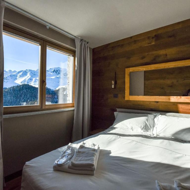 Chalet Everest - Luxury Apartments - Two-Bedroom Suite - 9