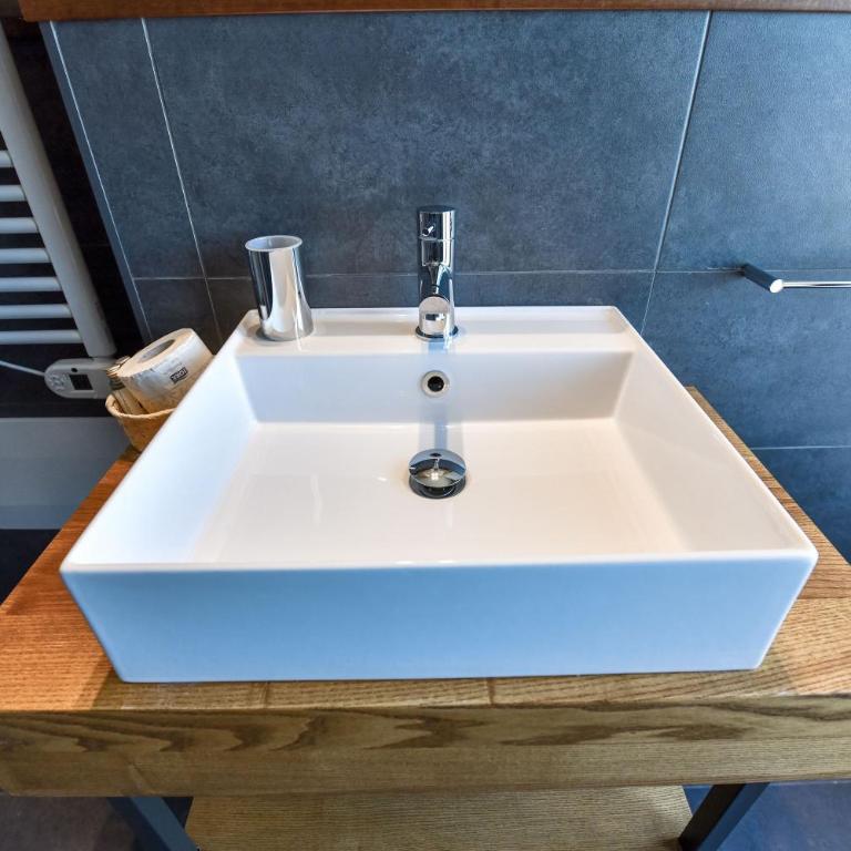 Chalet Everest - Luxury Apartments - Two-Bedroom Suite - 6