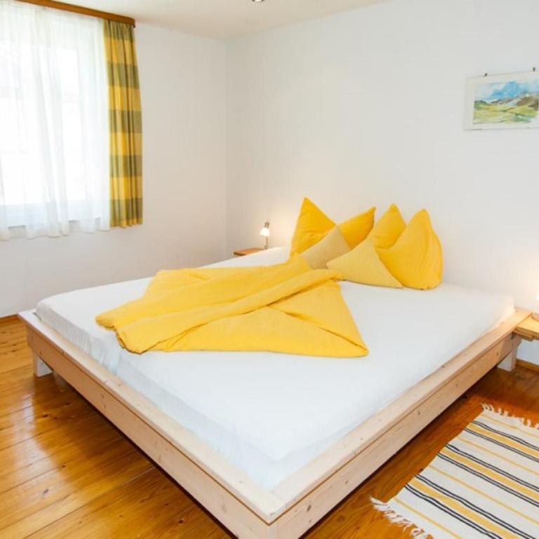 Café Chiemgau und Gästehaus - Apartment mit Dusche - 3
