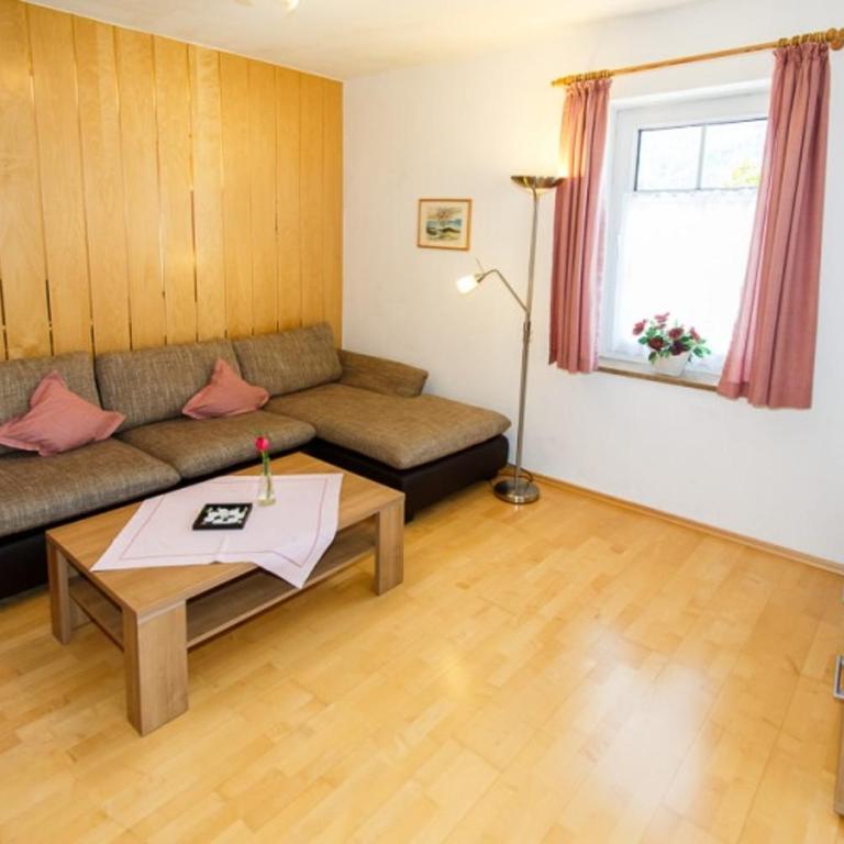 Café Chiemgau und Gästehaus - Maisonette-Apartment - 1