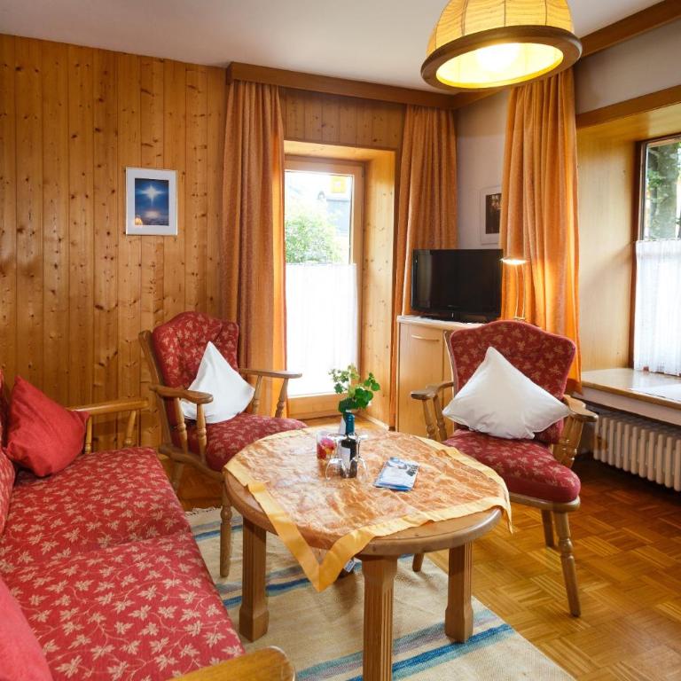 Café Chiemgau und Gästehaus - Apartment - Erdgeschoss - 1